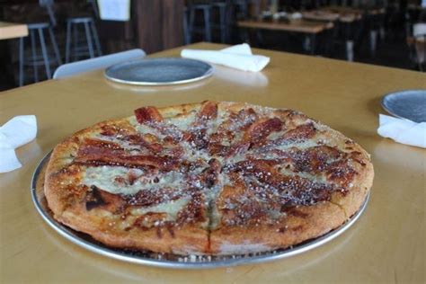 Sidewall pizza - Little Pepperoni Pizza. $18.50. crushed tomato sauce, over 50 perfectly cupped & super flavorful little pepperonis, mozzarella, crust brushed with our butter, onion, & garlic sauce & a sprinkle of pecorino. Margherita Pizza. $17.00. crushed tomato …